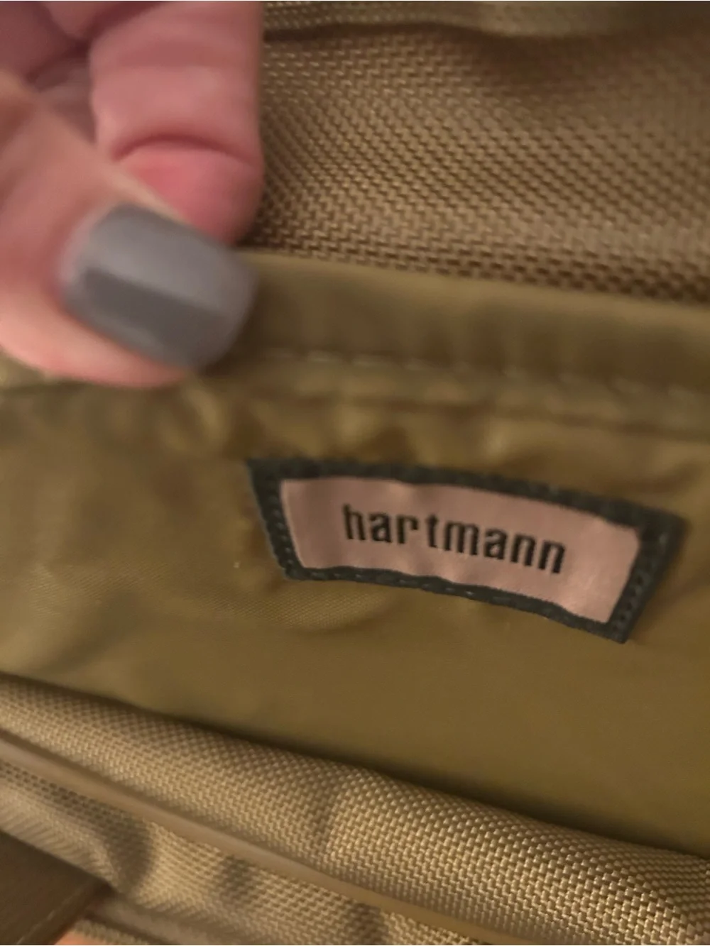 Hartmann men travel